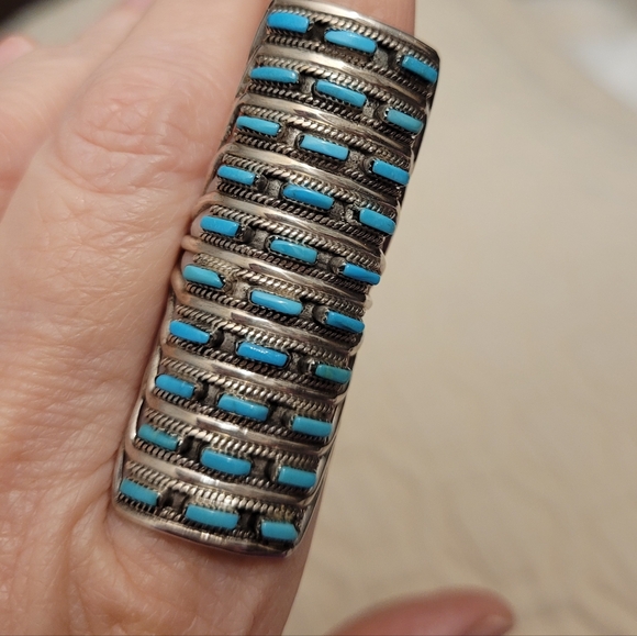 Native American Zuni Petit Point Sleeping Beauty Turquoise Ring - Picture 4 of 14